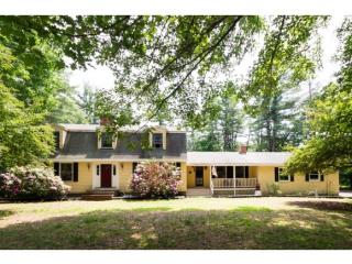 1 Durgin Dr, Newton, NH 03858-3220