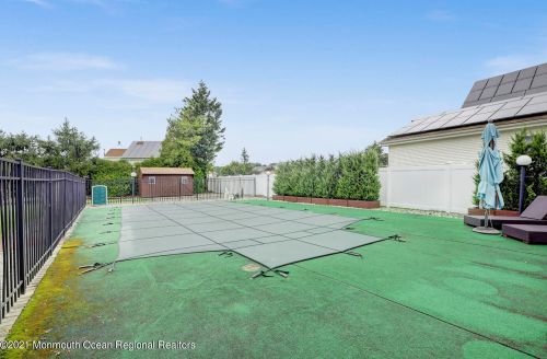 49 Polo Club Dr, East Freehold NJ  07728-8072 exterior