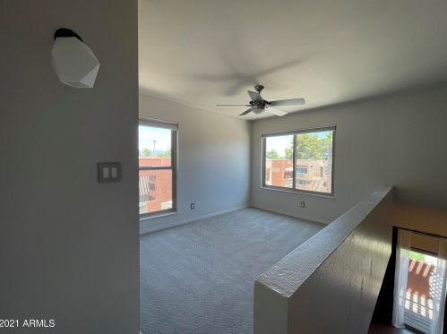 3500 Hayden Rd, Scottsdale AZ  85251-4719 exterior