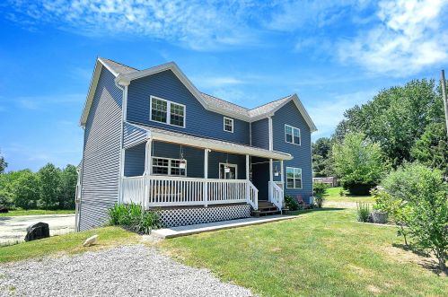 39855 White Rd, Nelsonville, OH 45764-9670