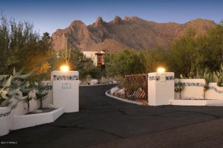 801 Calle Elena, Tucson, AZ 85718-1067