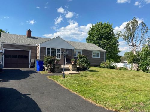 33 Oxford St, Hartford, CT 06109-1724