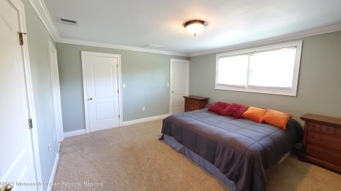 7 Bedle Rd, Hazlet NJ  07730-1209 exterior