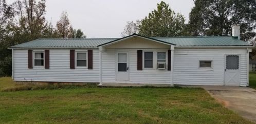 2807 Nemmo Rd, Vinton, VA 24179-6036
