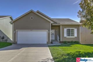 14217 Huntington Ave, Omaha, NE 68164-1210