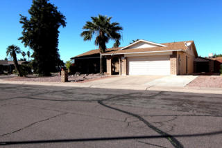 1214 Loughlin Dr, Chandler, AZ 85224-1826