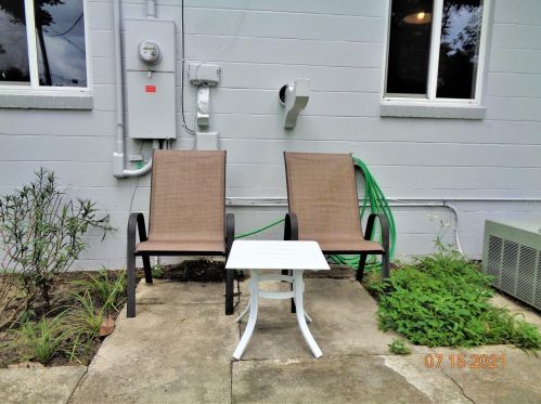 712 Oakdale Ave, Deland FL  32720-3230 exterior