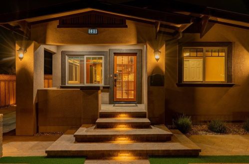 520 B St, Hollister, CA 95023-4721