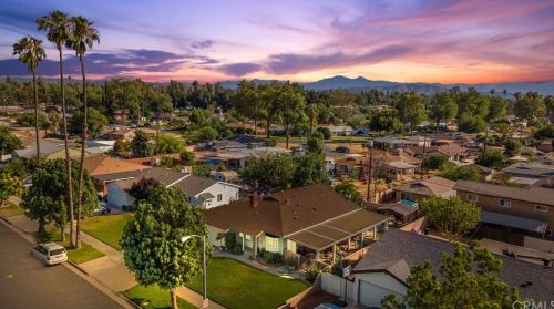 3956 Via San Jose, Riverside CA  92504-3050 exterior