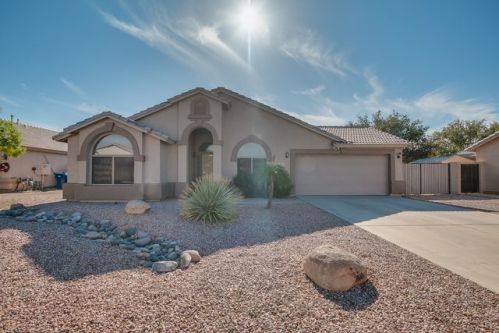 7913 Decatur St, Mesa, AZ 85207-6664