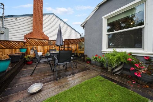 266 Hillcrest Ave, Benicia CA  94510-2225 exterior