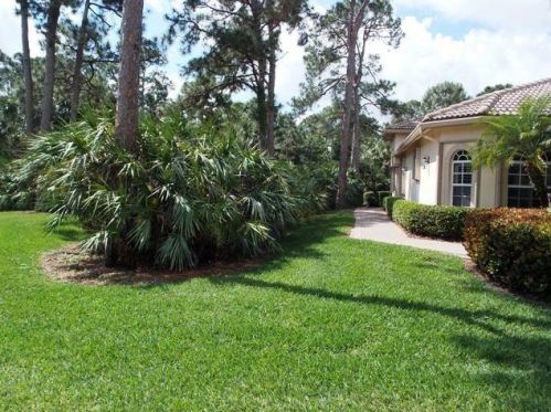 7008 Willow Pine Way, Fort Pierce, FL 34986-3334