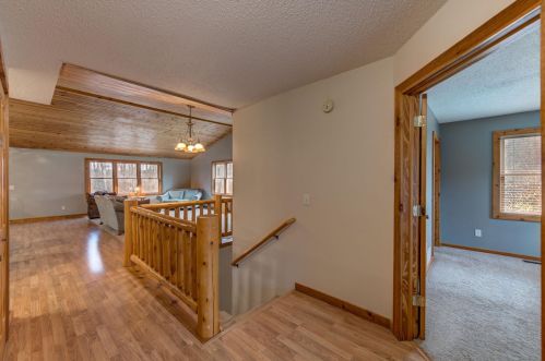 1589 89th St, New Johannesburg, WI 54017-7156