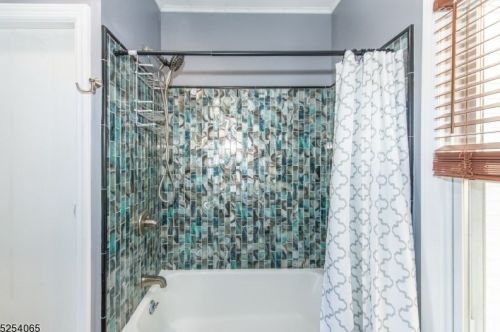 35 Harrison St, Wantage NJ  07461-2119 exterior