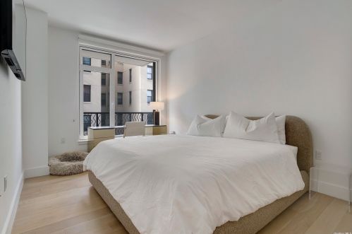 133 Beach 116th St, Far Rockaway NY  11694-2413 exterior