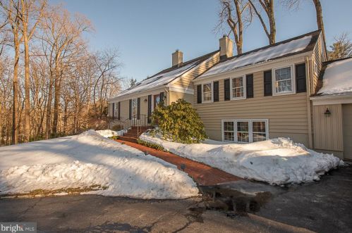406 Timber Ln, Newtown Square, PA 19073-1708