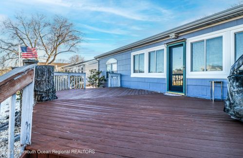 602 Ranger Dr, Lacey NJ  08731-1901 exterior