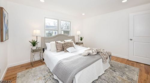 40 Oak St, Lincoln Park NJ  07035-2434 exterior