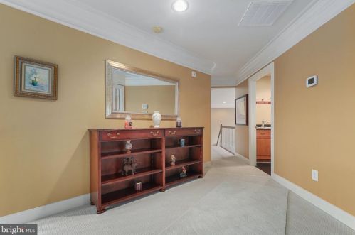 15609 Ryder Cup Dr, Haymarket VA  20169-6160 exterior
