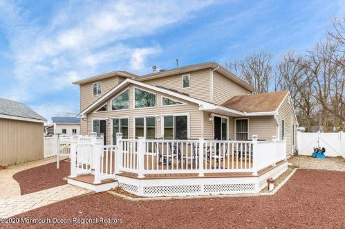 804 Sunrise Blvd, Lacey, NJ 08731-3023