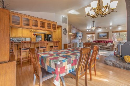 329 Fairway Blvd, Big Bear City CA  92314-8879 exterior