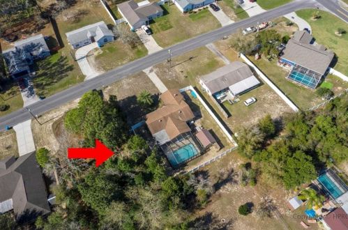 4448 Gondolier Rd, Brooksville, FL 34609-1812