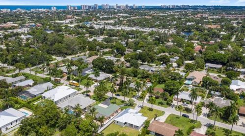 1208 Royal Palm Dr, Naples FL  34103-4823 exterior