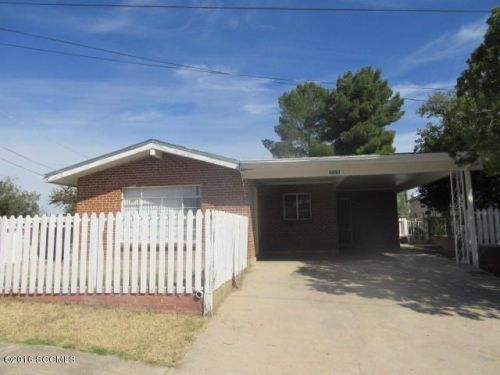 288 Loma St, Nogales, AZ 85621-2707