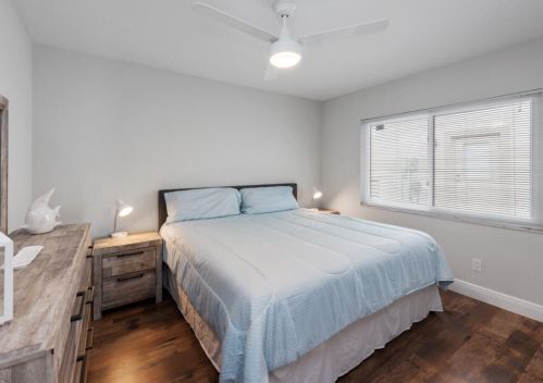 773 Holly Ct, Marco Island FL  34145-1915 exterior