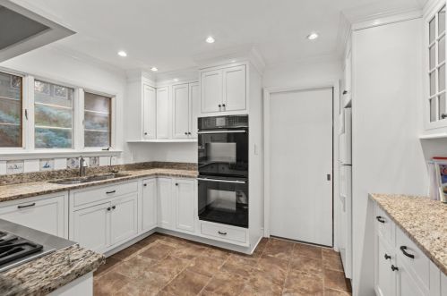 607 Poia Rd, Sewickley PA  15143-1046 exterior