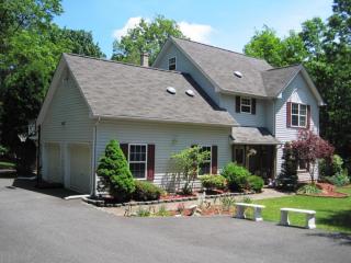 1192 Little Twig Rd, Effort PA  18330-8055 exterior