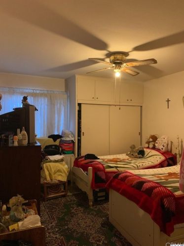 730 Chevy Chase Dr, Glendale CA 91205-3018 exterior