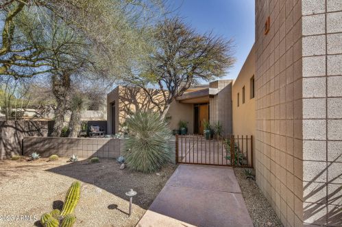 10687 Fernwood Ln, Scottsdale, AZ 85262-3431