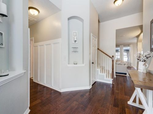 5701 Northcrest Dr, Lewisville TX  75028-4803 exterior