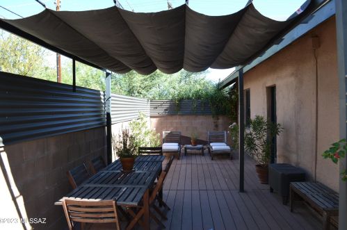 834 Helen St, Tucson, AZ 85719-4422