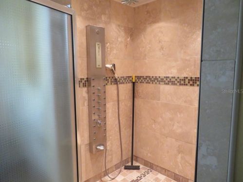 14235 21 St, Dade City FL 33523-3209 exterior