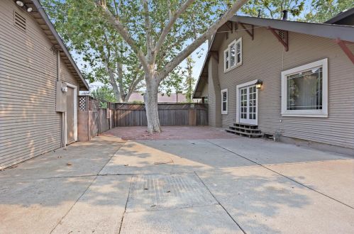 632 L St, Rio Linda CA  95673-3443 exterior