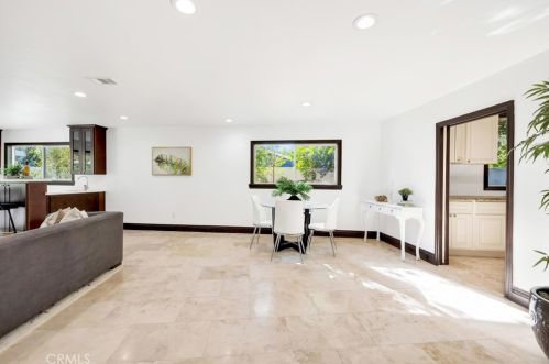 2340 Robinhood Pl, Orange CA  92867-1851 exterior