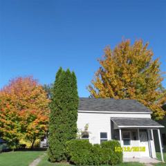 505 3rd St, Peplin WI  54455-1428 exterior