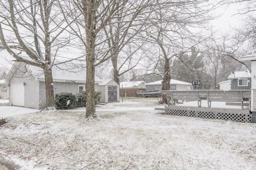 24805 Wilson St, Kansasville WI  53139-9770 exterior