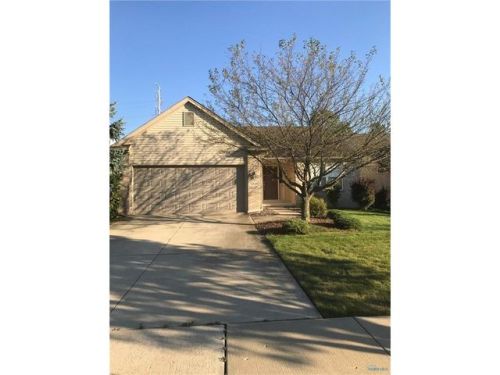 7029 Offshore Dr, Maumee, OH 43537-8639
