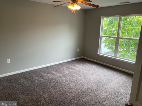 35 Chadwick Dr, Charles Town WV  25414-4464 exterior