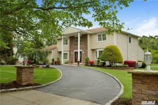 20 Quintree Ln, Huntington Station, NY 11747-1826