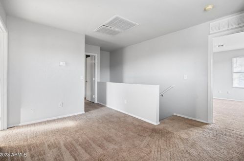 9402 Eaton Rd, Phoenix AZ  85037-4272 exterior