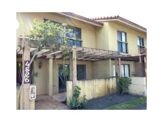 4826 Sheridan St, Hollywood FL  33021-3405 exterior