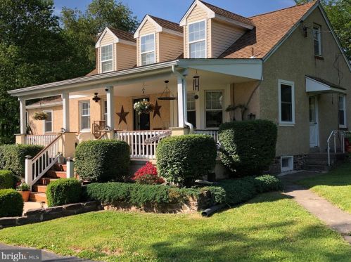 45 Grange Ave, Collegeville, PA 19426-3136