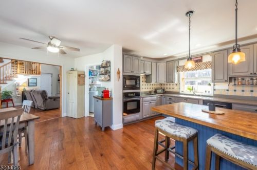 35 Kemah Mecca Lake Rd, Fredon NJ  07860-6617 exterior