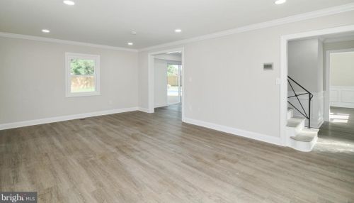 24 Minstrel Ln, Willingboro NJ  08046-3132 exterior