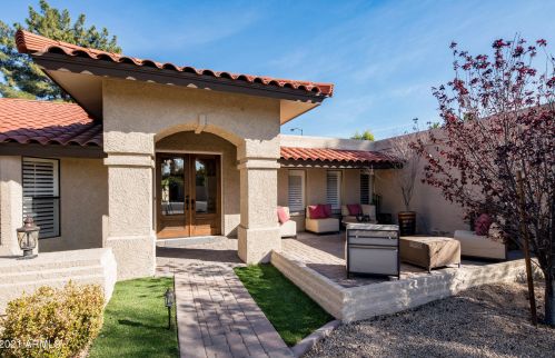 9225 82nd St, Scottsdale, AZ 85258-1711