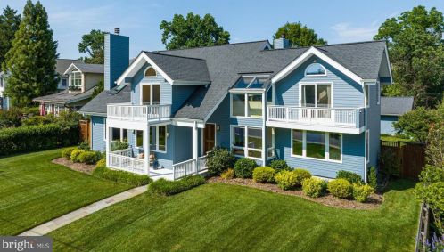 5833 Potomac Ave, Washington, DC 20016-2517
